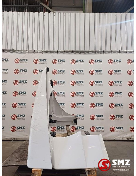 Mercedes-Benz Occ dakspoiler + spoilers boven links + rechts Mer - Aérodynamique/ Spoilers pour Camion: photos 3 Mercedes-Benz Occ dakspoiler + spoilers boven links + rechts Mer - Aérodynamique/ Spoilers pour Camion: photos 3