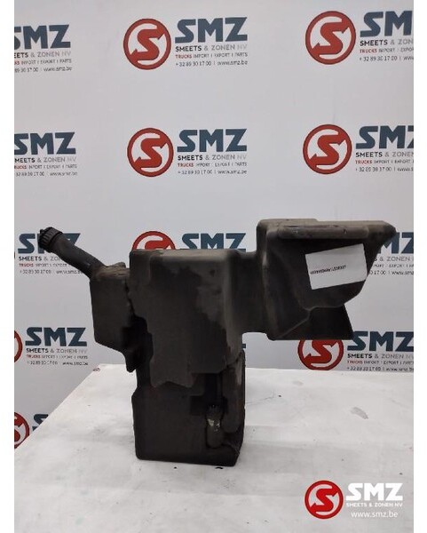 Mercedes-Benz Occ ruitenwisservloeistoftank Mercedes Actros MP4 - Essuie-glace pour Camion: photos 1 Mercedes-Benz Occ ruitenwisservloeistoftank Mercedes Actros MP4 - Essuie-glace pour Camion: photos 1