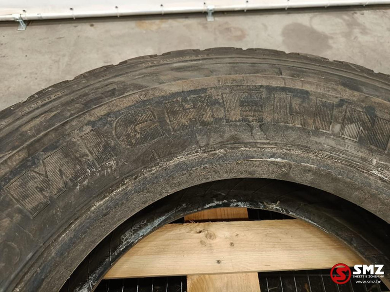 Michelin Occ band 11R22.5 Michelin - Pneu pour Camion: photos 2 Michelin Occ band 11R22.5 Michelin - Pneu pour Camion: photos 2