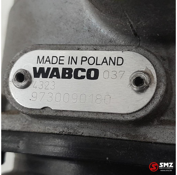 Iveco Occ aanhangwagenventiel Iveco - Pièces de rechange pour Camion: photos 5 Iveco Occ aanhangwagenventiel Iveco - Pièces de rechange pour Camion: photos 5