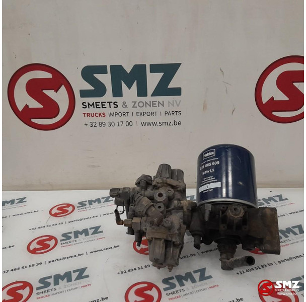 Mercedes-Benz Occ luchtdroger + vierkringsbeveiliging Mercedes - Pièces de rechange pour Camion: photos 2 Mercedes-Benz Occ luchtdroger + vierkringsbeveiliging Mercedes - Pièces de rechange pour Camion: photos 2