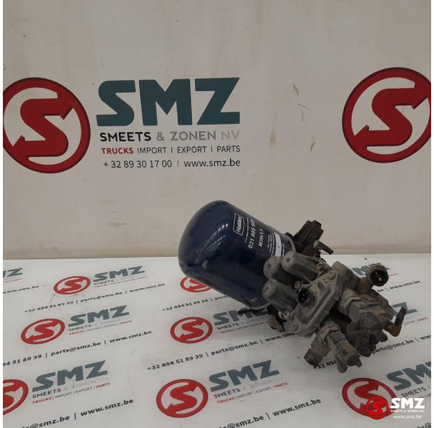 Mercedes-Benz Occ luchtdroger + vierkringsbeveiliging Mercedes - Pièces de rechange pour Camion: photos 4 Mercedes-Benz Occ luchtdroger + vierkringsbeveiliging Mercedes - Pièces de rechange pour Camion: photos 4