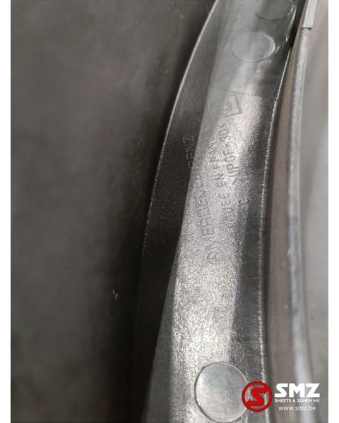 Mercedes-Benz Opstapbak boven links Axor - Pièces de rechange pour Camion: photos 2 Mercedes-Benz Opstapbak boven links Axor - Pièces de rechange pour Camion: photos 2