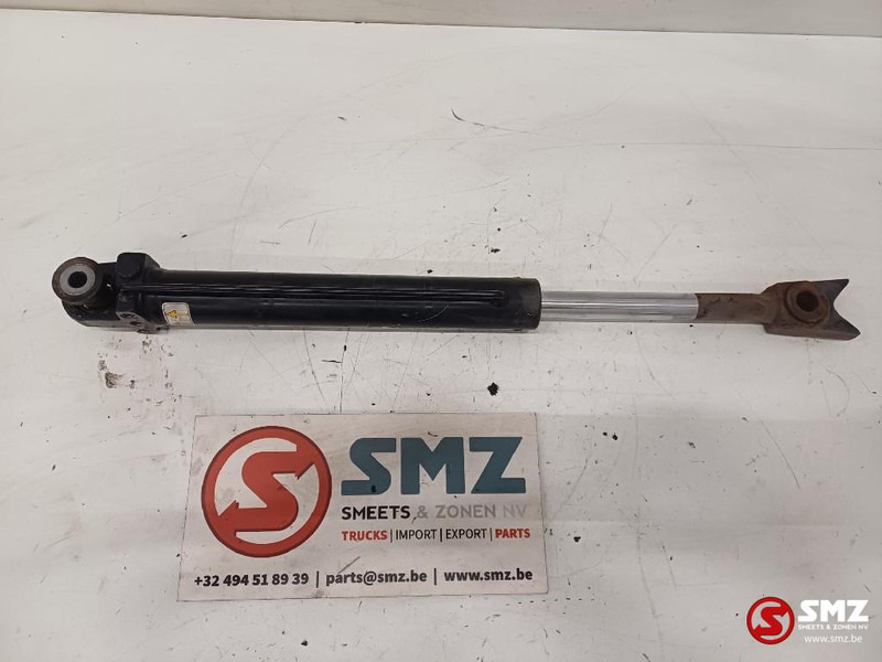 Renault Occ cabinekantelcilinder Renault - Frame/ Châssis pour Camion: photos 2 Renault Occ cabinekantelcilinder Renault - Frame/ Châssis pour Camion: photos 2