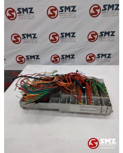 Scania Occ Zekeringskast Scania R - Fusible pour Camion: photos 2 Scania Occ Zekeringskast Scania R - Fusible pour Camion: photos 2