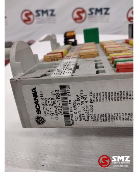 Scania Occ Zekeringskast Scania R - Fusible pour Camion: photos 3 Scania Occ Zekeringskast Scania R - Fusible pour Camion: photos 3