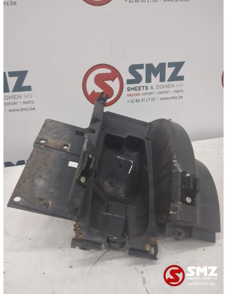 Scania Occ hoofdlampsteun rechts Scania 144 1543635 13246 - Lumière/ Éclairage pour Camion: photos 1 Scania Occ hoofdlampsteun rechts Scania 144 1543635 13246 - Lumière/ Éclairage pour Camion: photos 1