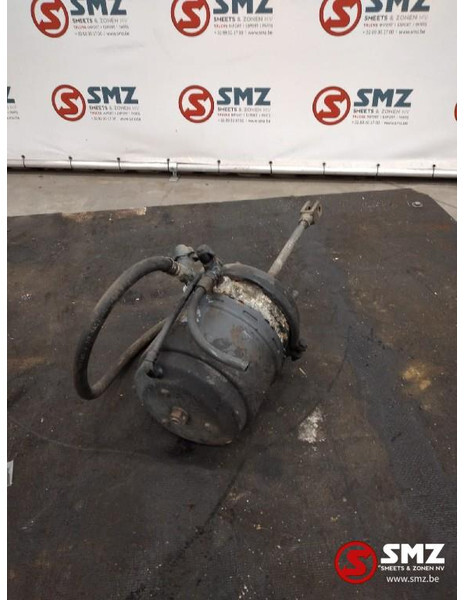 Scania Occ remcilinder achteras links/rechts Scania - Cylindre de frein pour Camion: photos 2 Scania Occ remcilinder achteras links/rechts Scania - Cylindre de frein pour Camion: photos 2