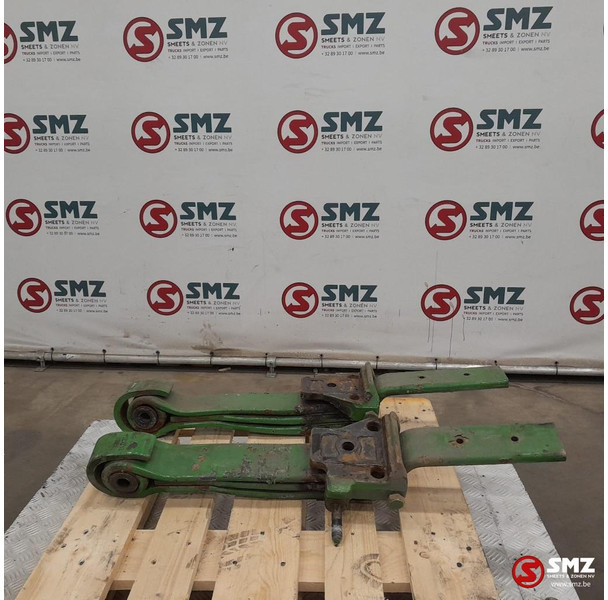 Scania Occ set van 2 bladveren stuuras / meeloopas Scania - Suspension du ressort pour Camion: photos 2 Scania Occ set van 2 bladveren stuuras / meeloopas Scania - Suspension du ressort pour Camion: photos 2