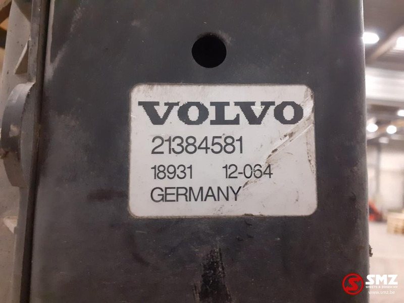Volvo Occ radiator Volvo - Radiateur pour Camion: photos 5 Volvo Occ radiator Volvo - Radiateur pour Camion: photos 5