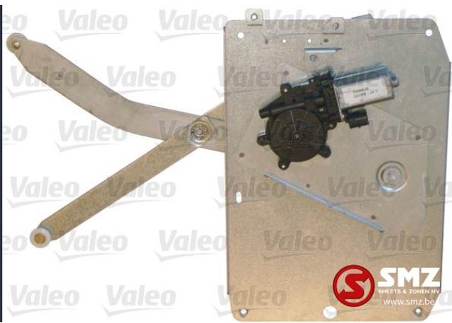 Volvo Raammechanisme links - Moteur de fenetre pour Camion: photos 1 Volvo Raammechanisme links - Moteur de fenetre pour Camion: photos 1