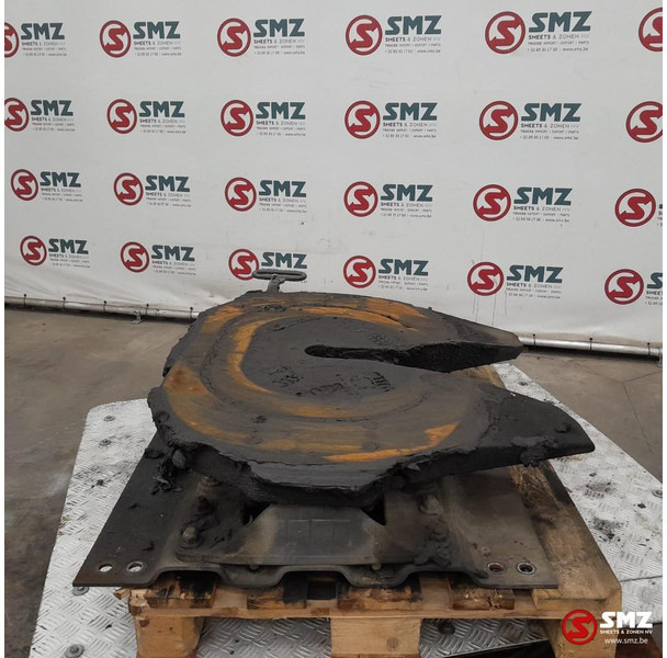 Jost Occ koppelschotel + montageplaat JSK37C Jost - Sellette d'attelage pour Camion: photos 4 Jost Occ koppelschotel + montageplaat JSK37C Jost - Sellette d'attelage pour Camion: photos 4