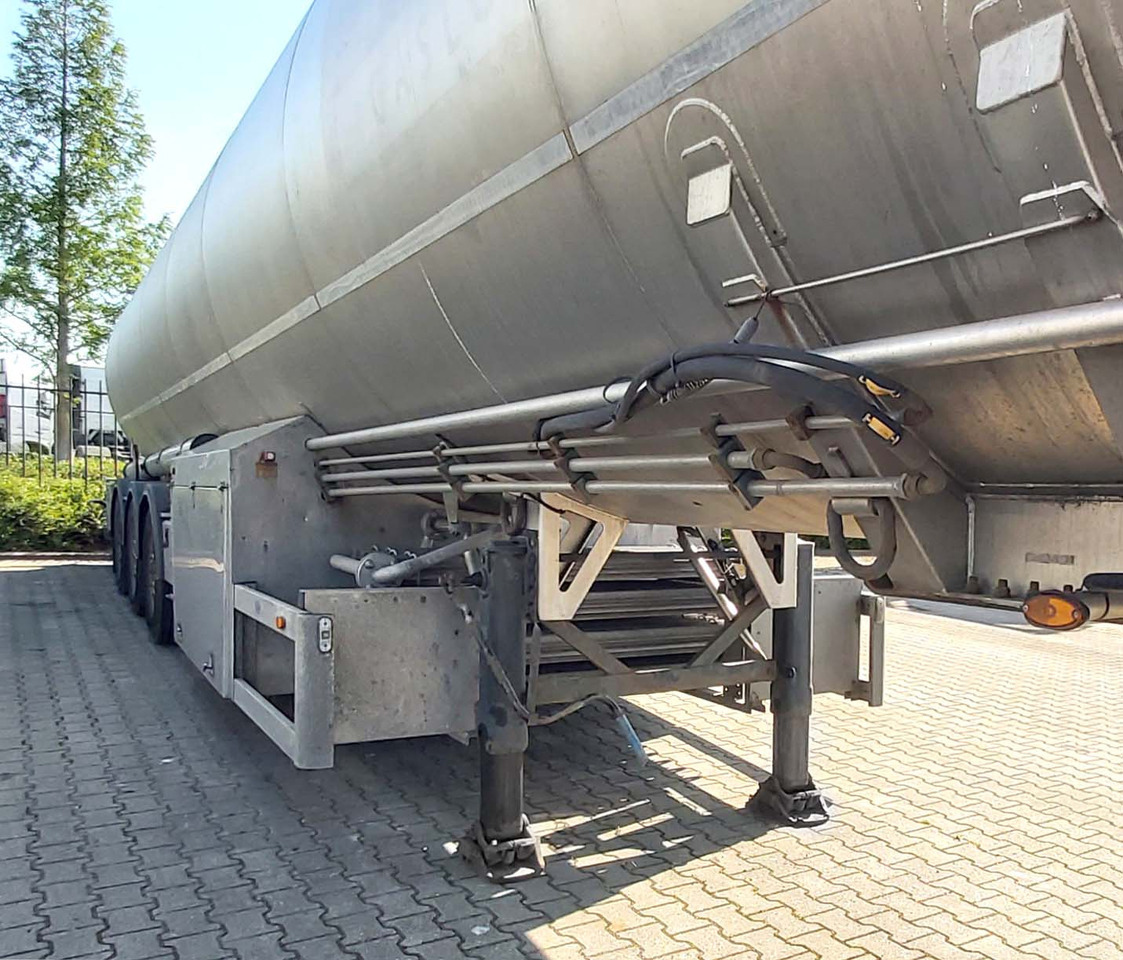 INDOX Gas tank semi-trailer cryogenic used for LNG, Methan, Methane, ethylene, nitrogen. - Semi-remorque citerne: photos 5 INDOX Gas tank semi-trailer cryogenic used for LNG, Methan, Methane, ethylene, nitrogen. - Semi-remorque citerne: photos 5