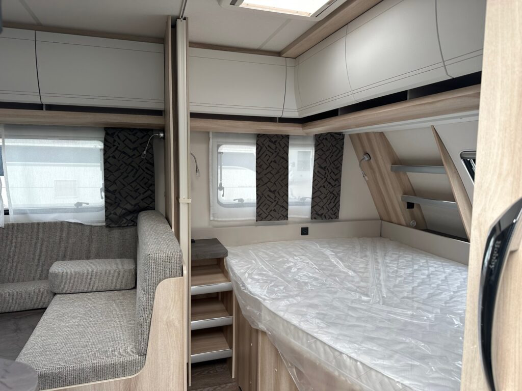 DE LUXE 545 KMF 2024 - Caravane: photos 5 DE LUXE 545 KMF 2024 - Caravane: photos 5