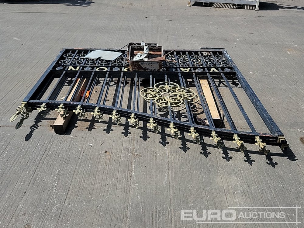 16' Electric Gates - Matériel de chantier: photos 4 16' Electric Gates - Matériel de chantier: photos 4