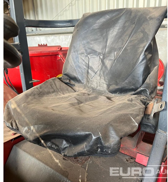 2000 Moffett Mounty M2003 - Chariot élévateur: photos 3 2000 Moffett Mounty M2003 - Chariot élévateur: photos 3