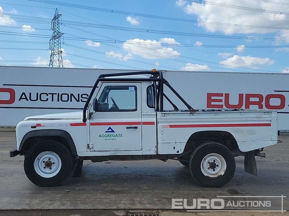 2001 Land Rover Defender - Pick-up: photos 2 2001 Land Rover Defender - Pick-up: photos 2