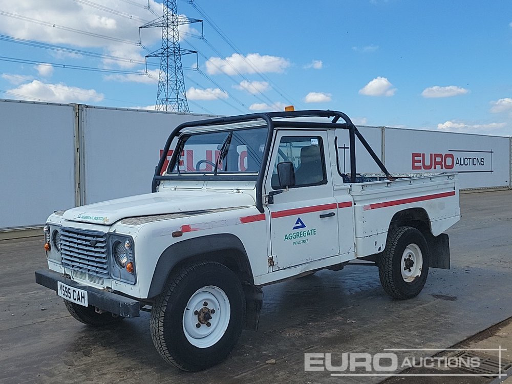 2001 Land Rover Defender - Pick-up: photos 1 2001 Land Rover Defender - Pick-up: photos 1