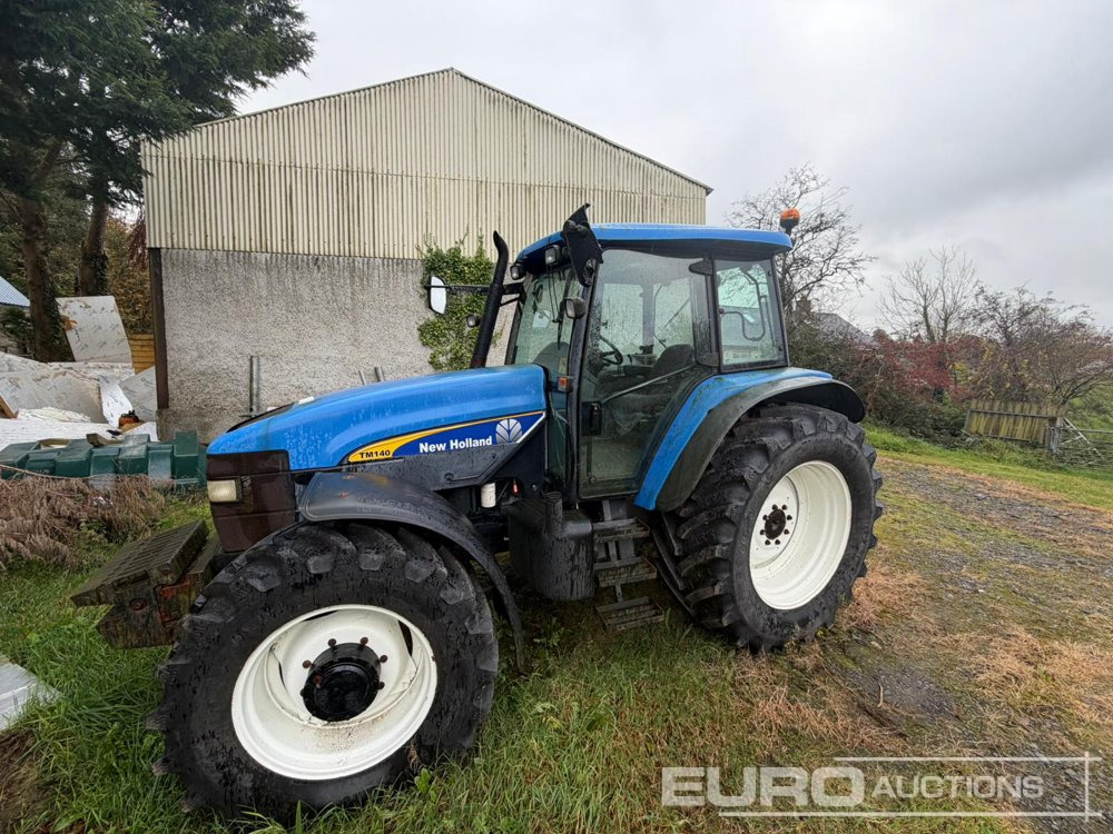 2004 New Holland TM140 - Tracteur agricole: photos 1 2004 New Holland TM140 - Tracteur agricole: photos 1