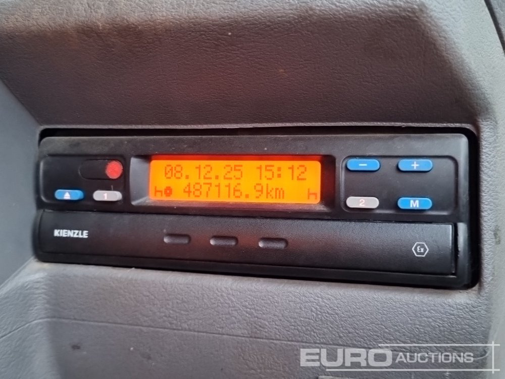 2005 DAF LF - Camion citerne: photos 1 2005 DAF LF - Camion citerne: photos 1