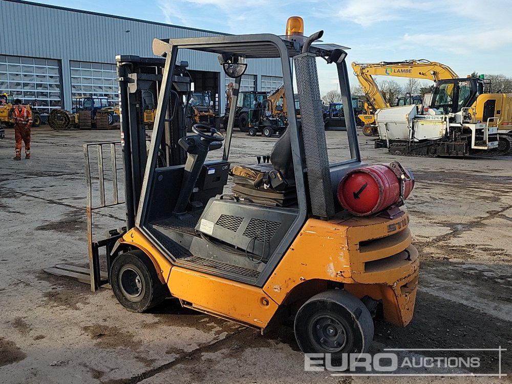 2005 Still R70-20T - Chariot élévateur à gaz: photos 3 2005 Still R70-20T - Chariot élévateur à gaz: photos 3