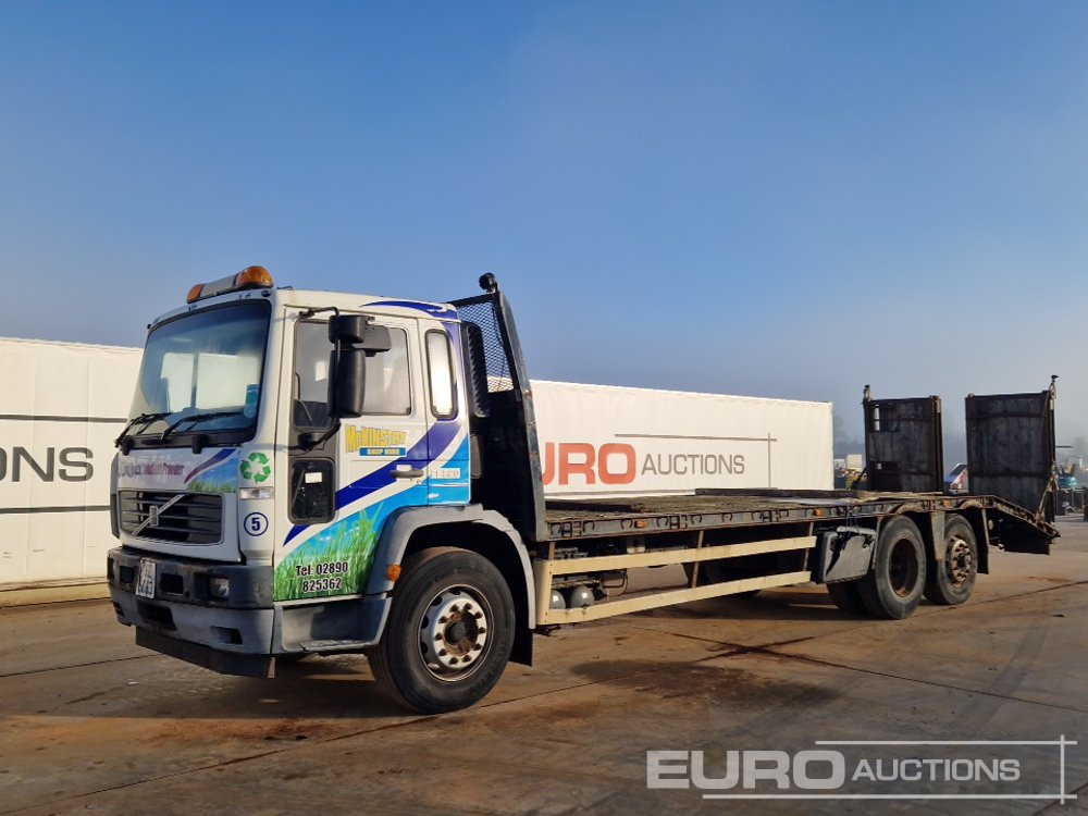 2005 Volvo FL220 - Camion plateau: photos 1 2005 Volvo FL220 - Camion plateau: photos 1