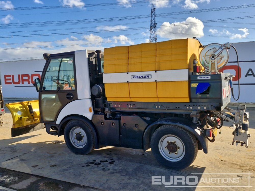2006 Multicar 4x2 Implement Carrier, Snow Plough, Fiedler Body, Reverse Camera - Quadricycle: photos 3 2006 Multicar 4x2 Implement Carrier, Snow Plough, Fiedler Body, Reverse Camera - Quadricycle: photos 3