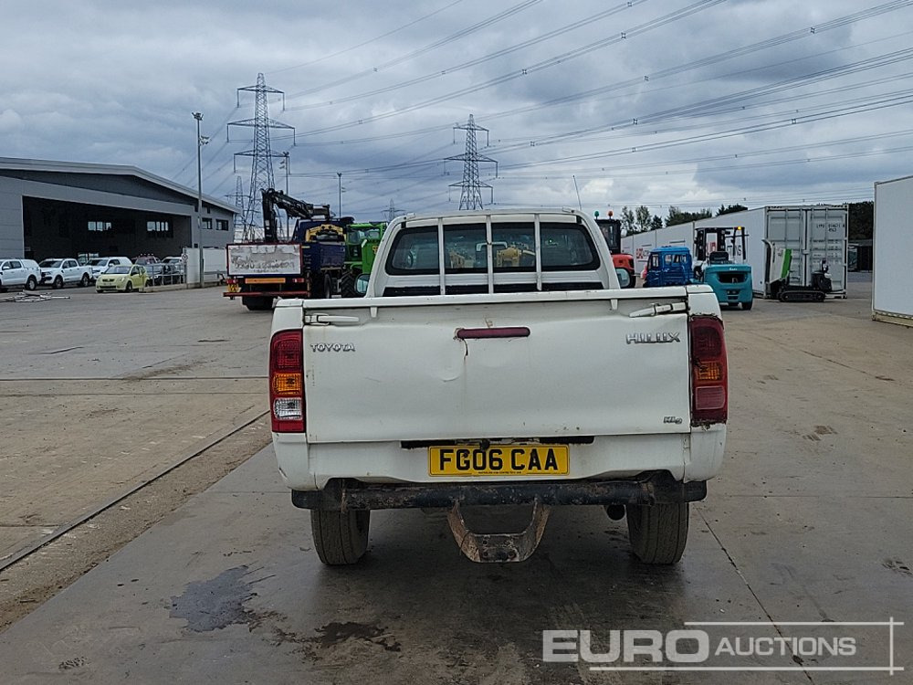2006 Toyota Hilux D4D - Pick-up: photos 4 2006 Toyota Hilux D4D - Pick-up: photos 4
