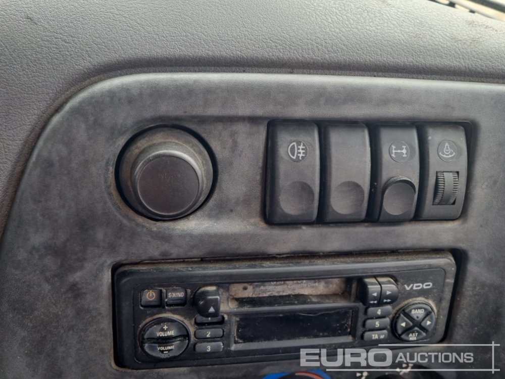 Camion benne 2007 DAF 45.160: photos 45