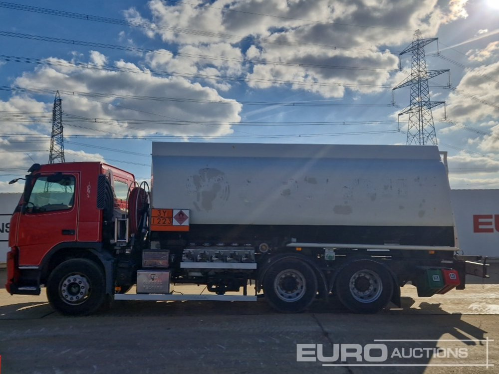 2007 Volvo FM300 - Camion citerne: photos 2 2007 Volvo FM300 - Camion citerne: photos 2