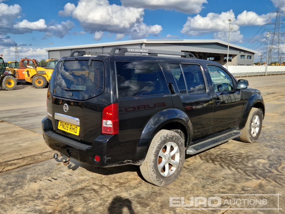 2009 Nissan Pathfinder - SUV: photos 5 2009 Nissan Pathfinder - SUV: photos 5
