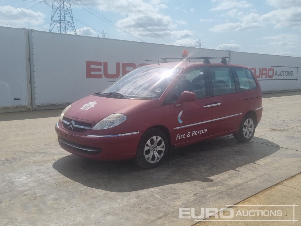 2010 Citroen C8 - Voiture: photos 1 2010 Citroen C8 - Voiture: photos 1