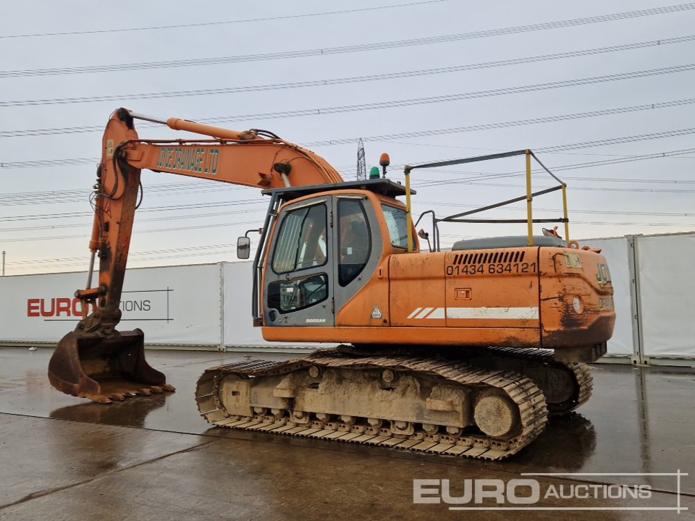 2010 Doosan DX225LC - Pelle sur chenille: photos 3 2010 Doosan DX225LC - Pelle sur chenille: photos 3