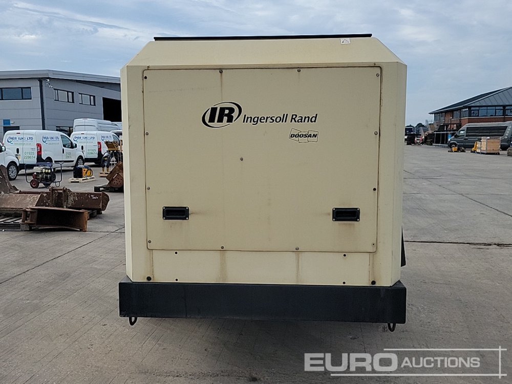 2010 Ingersoll Rand 12/150 - Compresseur d'air: photos 4 2010 Ingersoll Rand 12/150 - Compresseur d'air: photos 4