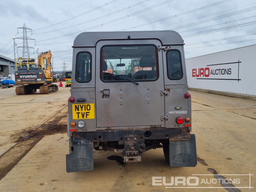 2010 Land Rover Defender - SUV: photos 4 2010 Land Rover Defender - SUV: photos 4