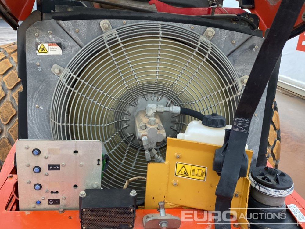 Compacteur 2011 CAT CS74: photos 16