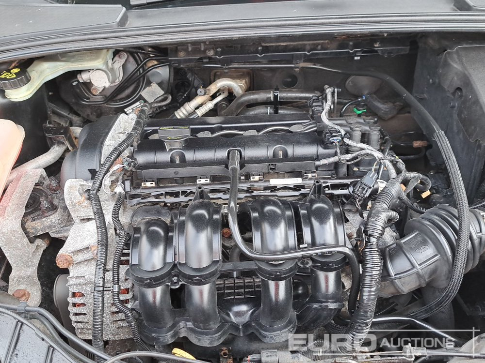 Voiture 2011 Ford Focus: photos 35