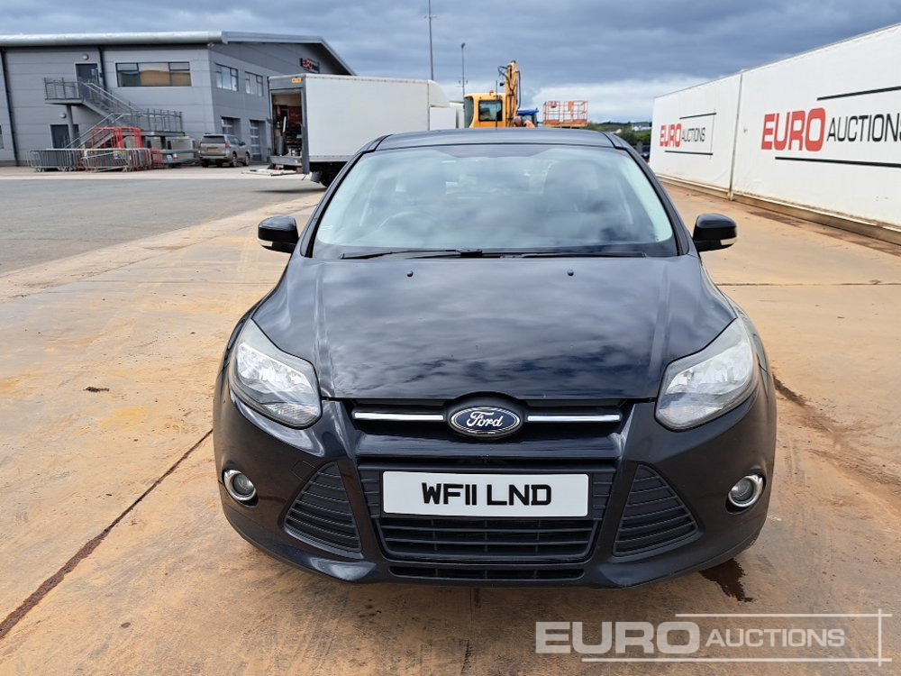 Voiture 2011 Ford Focus: photos 8