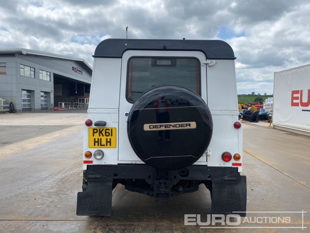 2011 Land Rover Defender 90 - SUV: photos 4 2011 Land Rover Defender 90 - SUV: photos 4