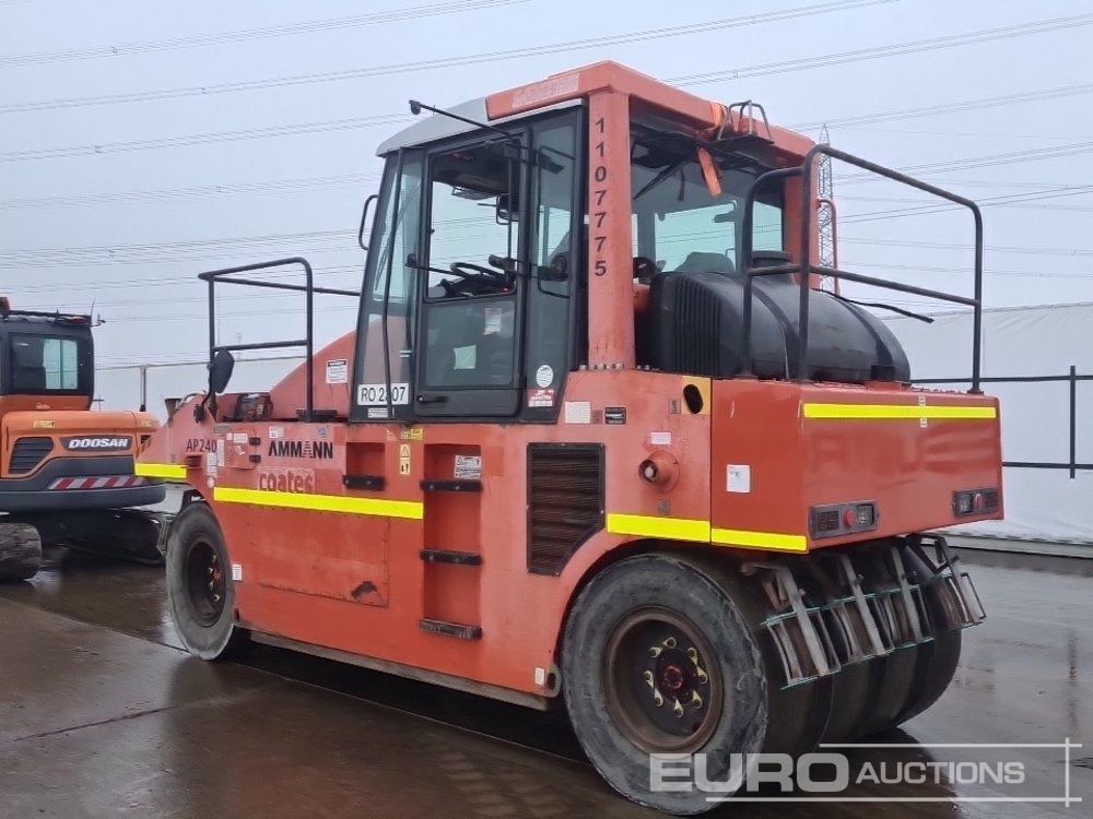 2012 Ammann AP240 - Compacteur: photos 3 2012 Ammann AP240 - Compacteur: photos 3