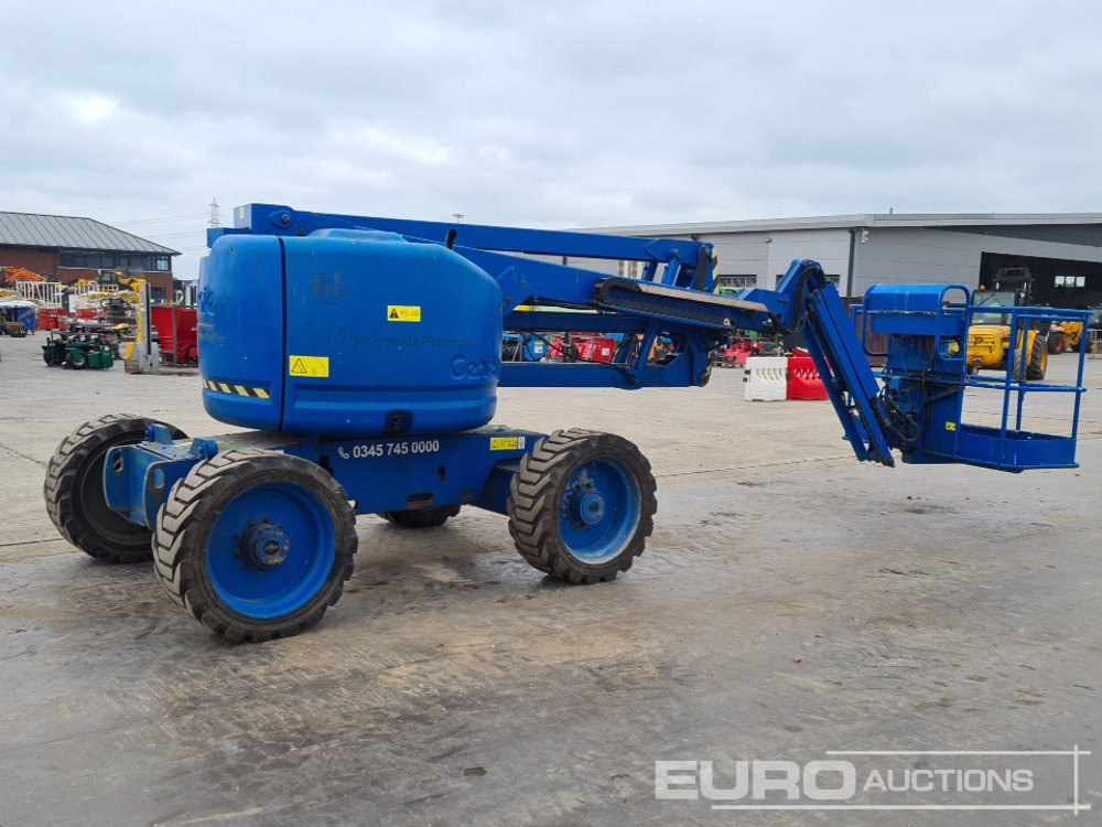 2012 Genie Z-45/25 - Nacelle: photos 5 2012 Genie Z-45/25 - Nacelle: photos 5