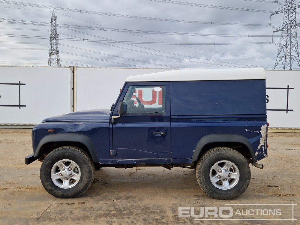 2012 Land Rover Defender - SUV: photos 2 2012 Land Rover Defender - SUV: photos 2