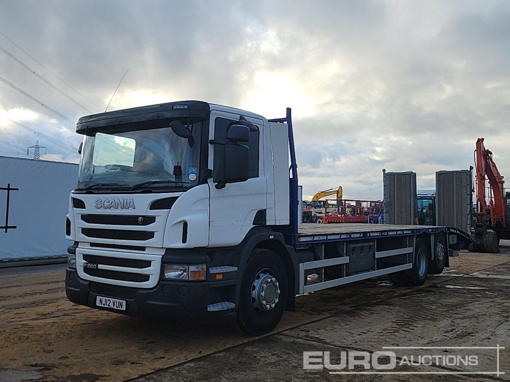 2012 Scania P280 - Camion plateau: photos 1 2012 Scania P280 - Camion plateau: photos 1