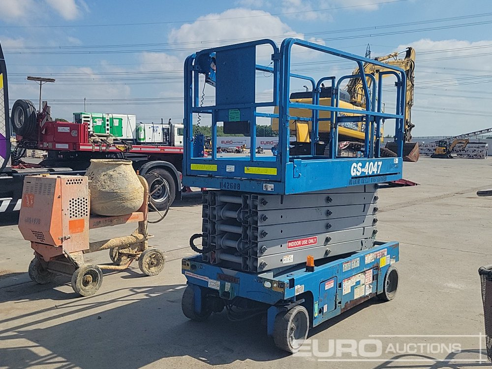2013 Genie GS4047 - Nacelle: photos 1 2013 Genie GS4047 - Nacelle: photos 1