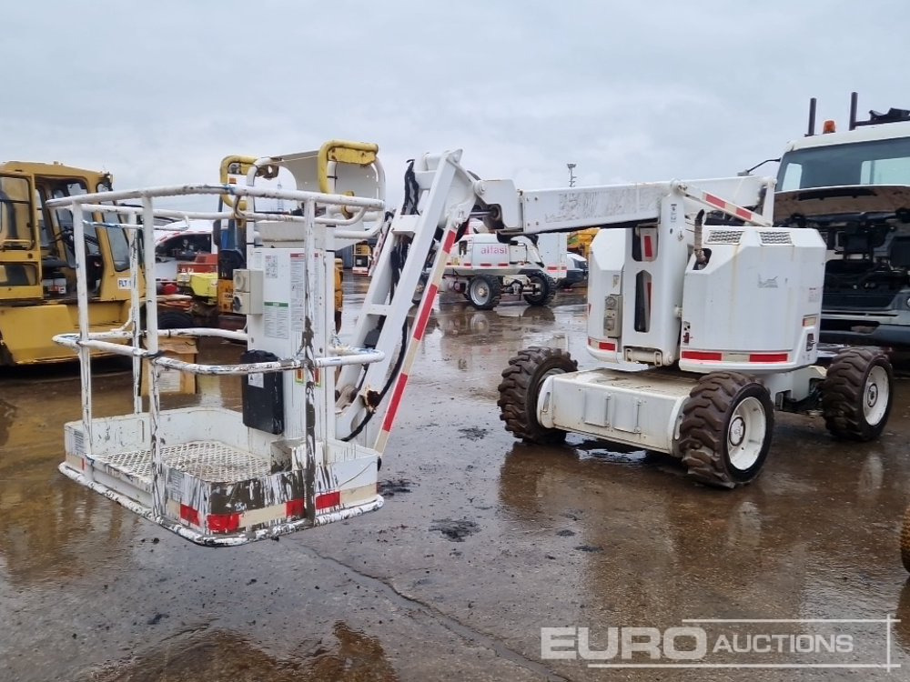 2013 Genie Z34/22IC - Nacelle: photos 1 2013 Genie Z34/22IC - Nacelle: photos 1