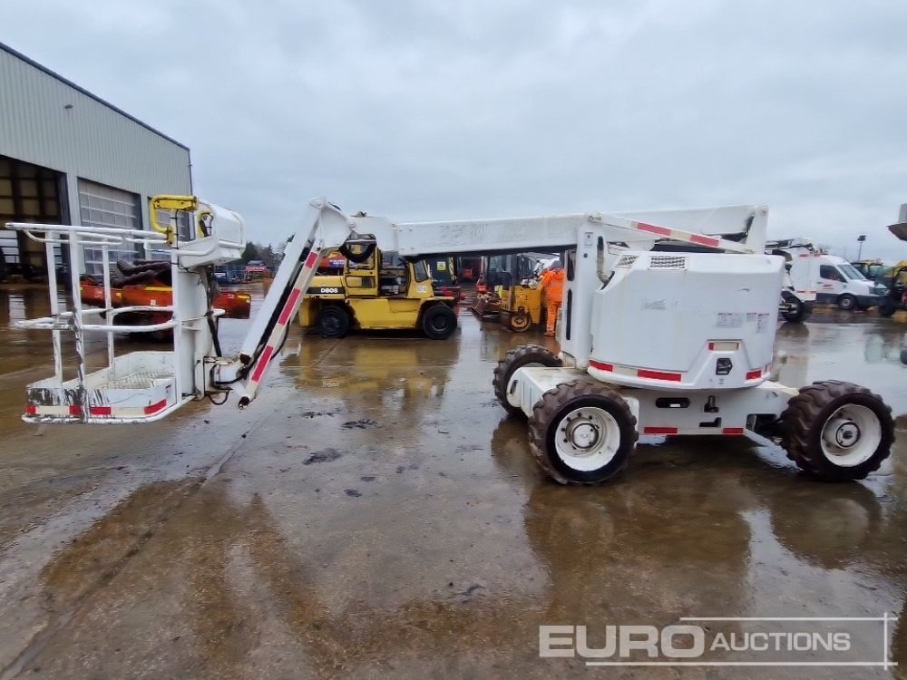 2013 Genie Z34/22IC - Nacelle: photos 2 2013 Genie Z34/22IC - Nacelle: photos 2