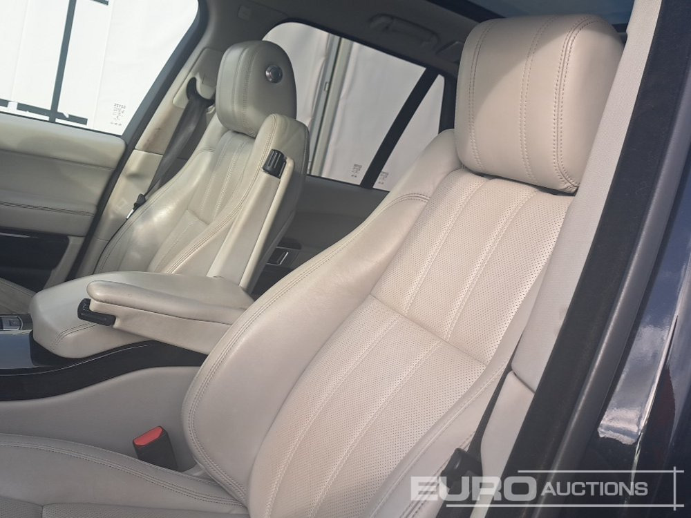 SUV 2013 Range Rover Vogue: photos 15 SUV 2013 Range Rover Vogue: photos 15