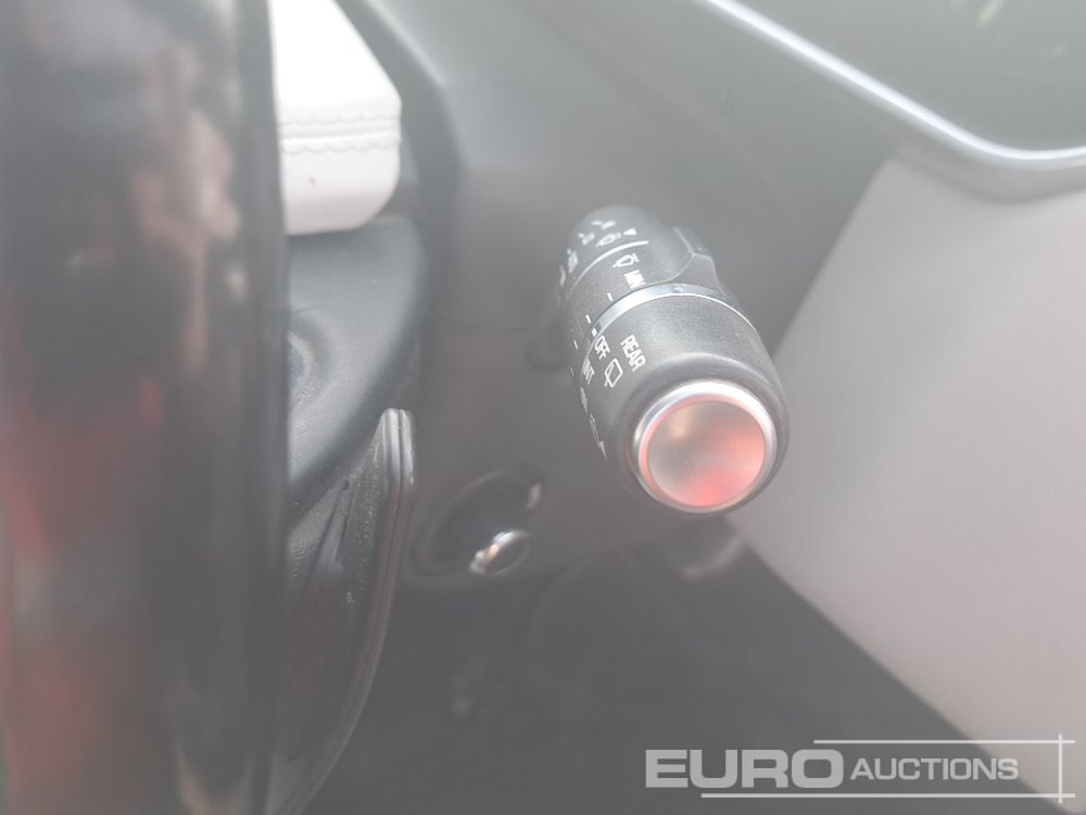 SUV 2013 Range Rover Vogue: photos 34 SUV 2013 Range Rover Vogue: photos 34