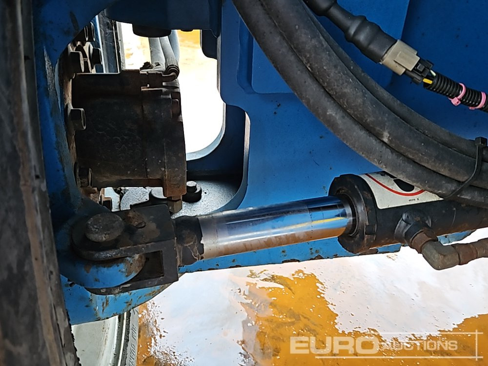 Nacelle 2014 Genie Z-80/60: photos 32 Nacelle 2014 Genie Z-80/60: photos 32