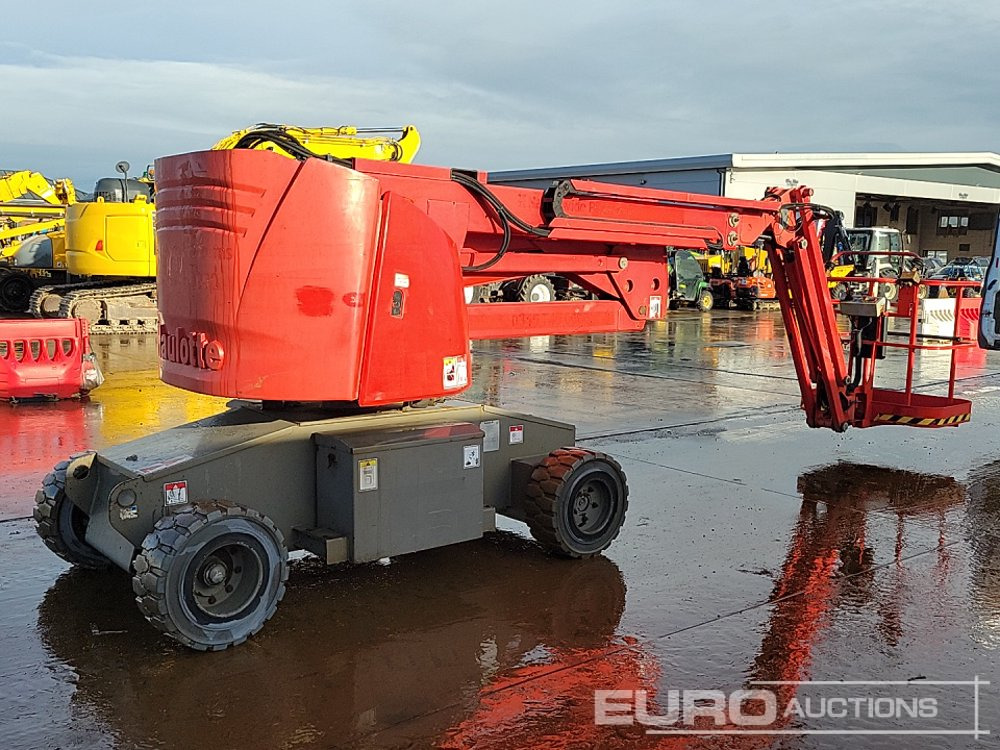 2014 Haulotte HA15IP - Nacelle: photos 5 2014 Haulotte HA15IP - Nacelle: photos 5